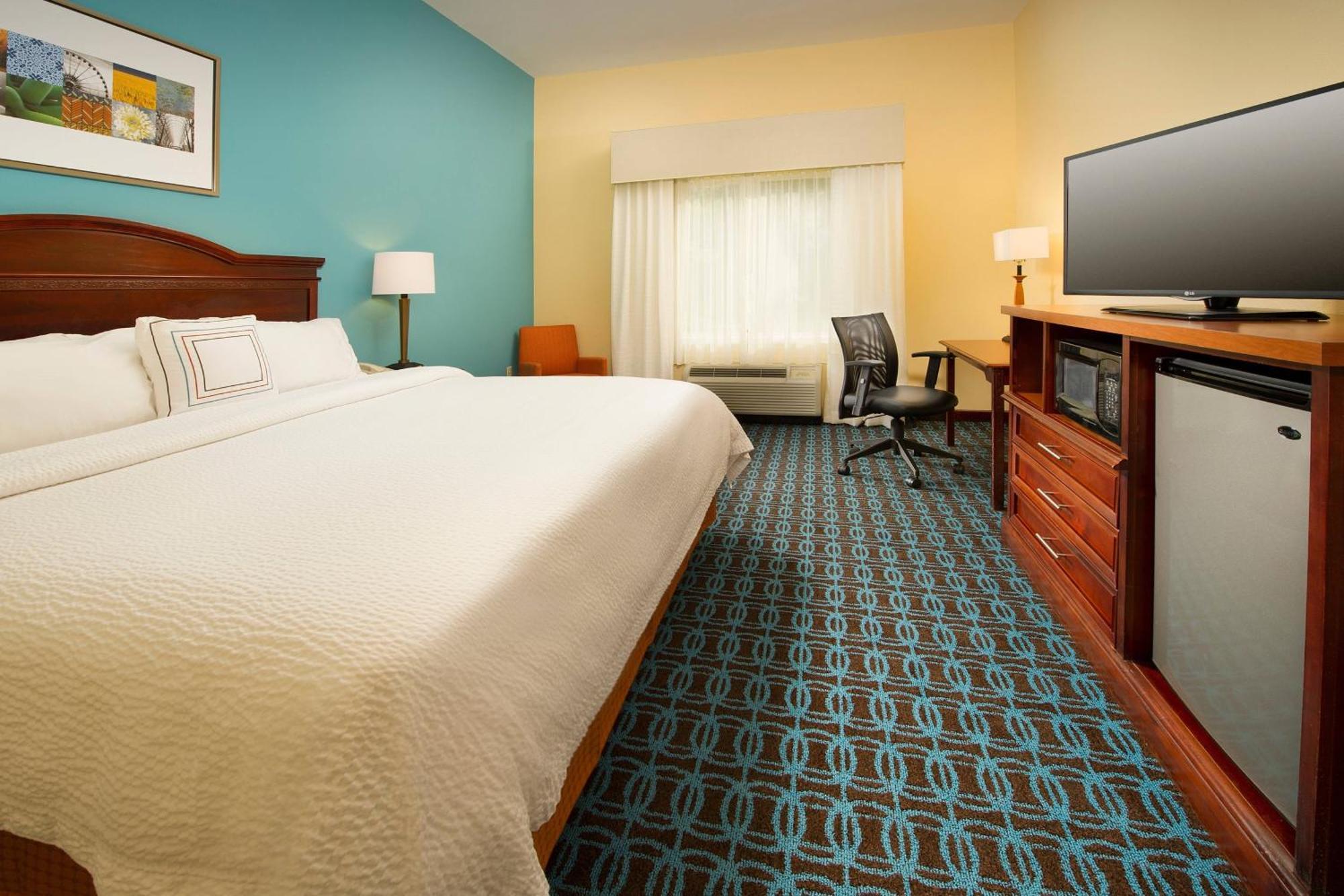 Fairfield Inn & Suites By Marriott Marshall Esterno foto