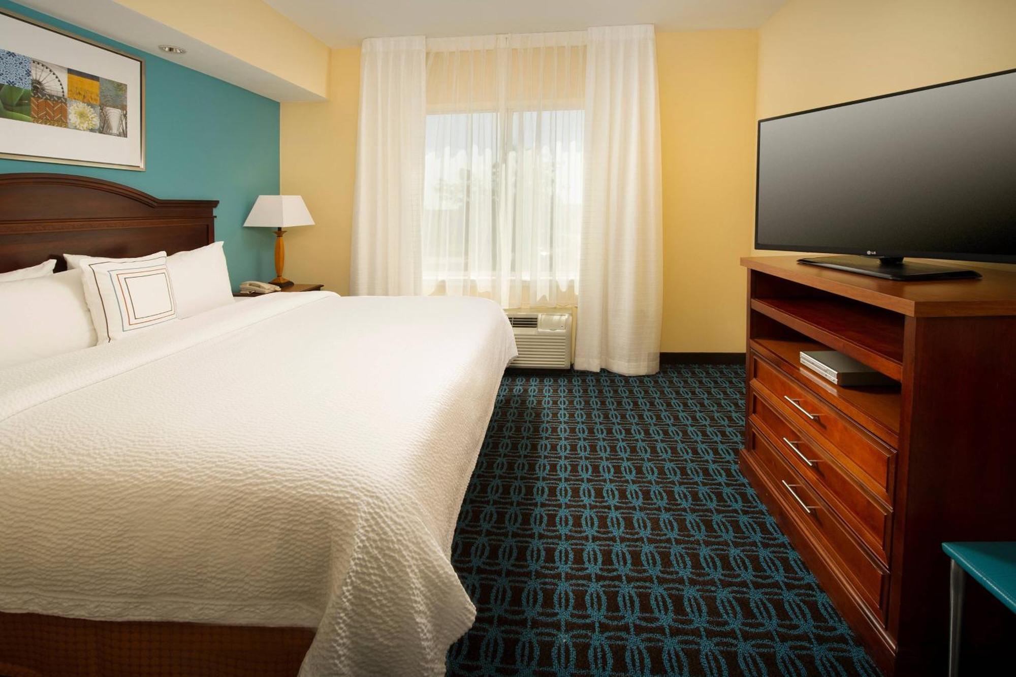 Fairfield Inn & Suites By Marriott Marshall Esterno foto